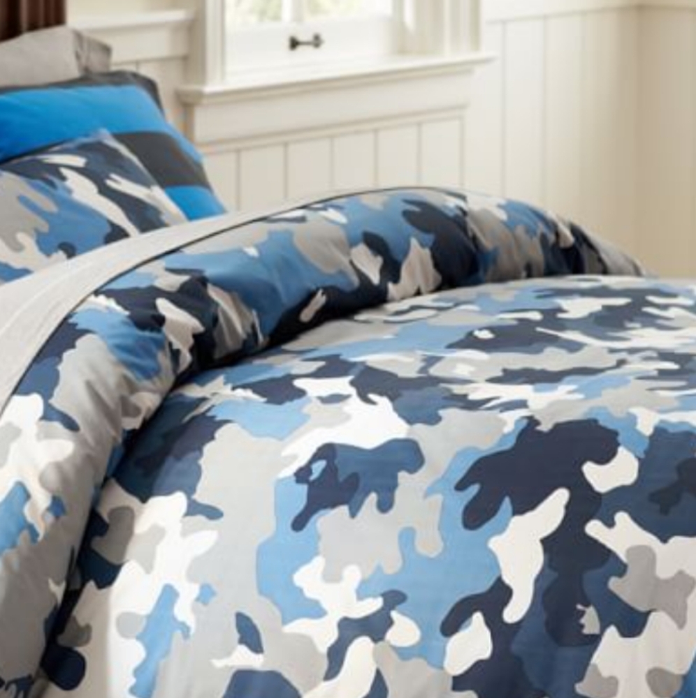 Pottery Barn Teen Blue Camouflage Full Flat Sheet
